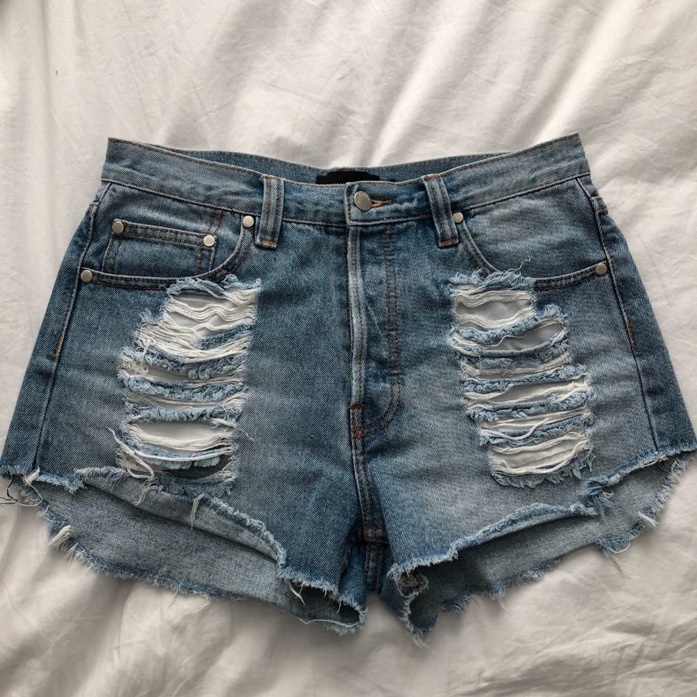 Distressed High Rise Denim Shorts - Picture 2 of 3